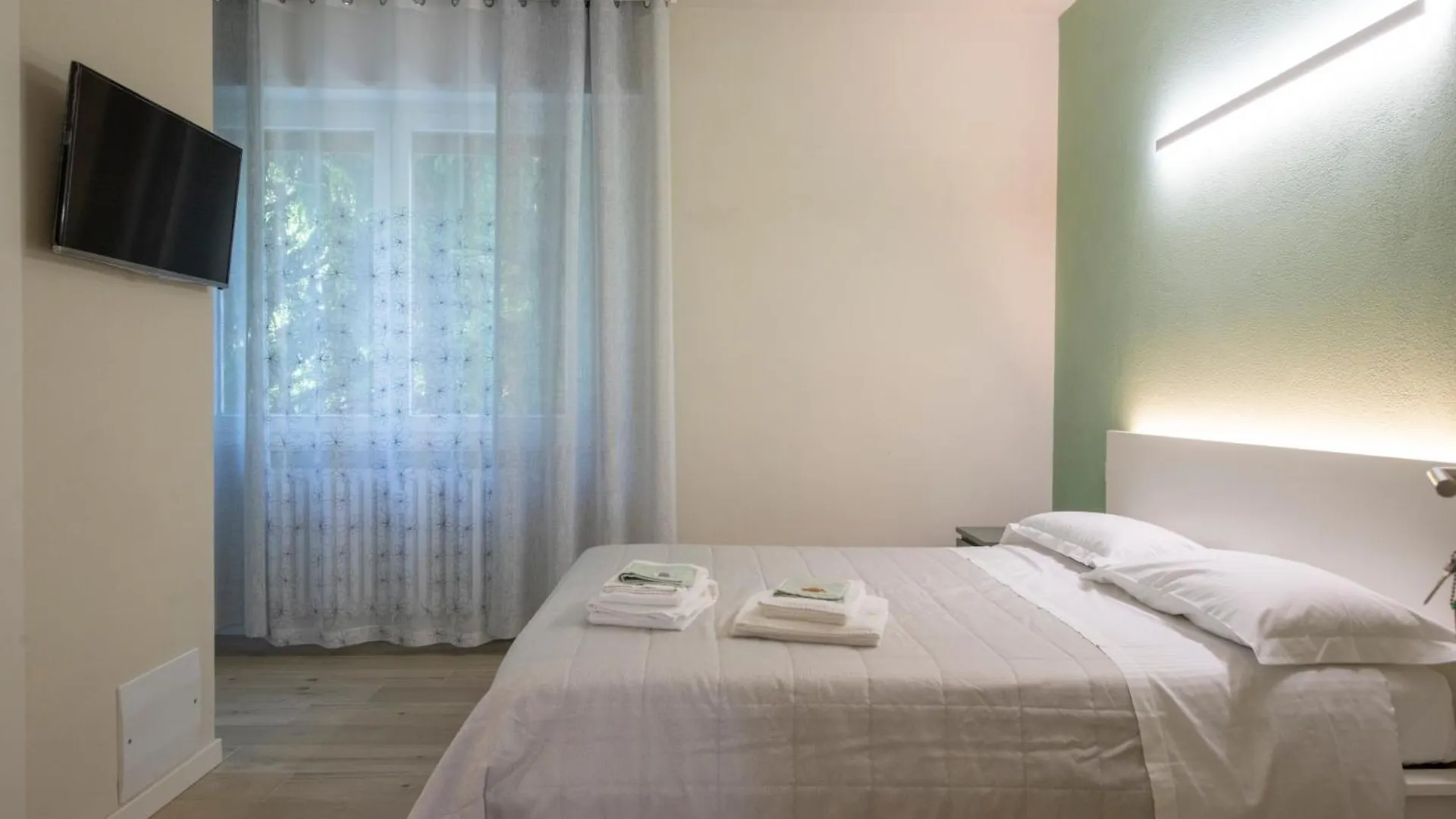 לינה וארוחת בוקר ורונה B&B Al Parco